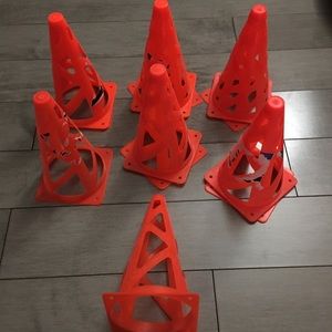 TRAFFIC CONES 9" - SLIM ORANGE ROAD SAFETY TRAFFIC PARKING - PREOWNED